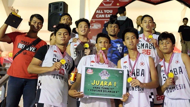 Juarai Kejuaraan Bola Basket 4x4 Piala Wakil Gubernur (Wagub) DKI Jakarta 2018, SMABA Siap berangat ke Paris, Perancis. (dok.Kharisma Bangsa)
