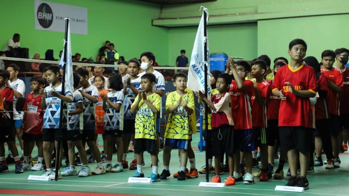 Kejurkot Piala Wali Kota PBSI Jakarta Utara Asah Atlet Muda