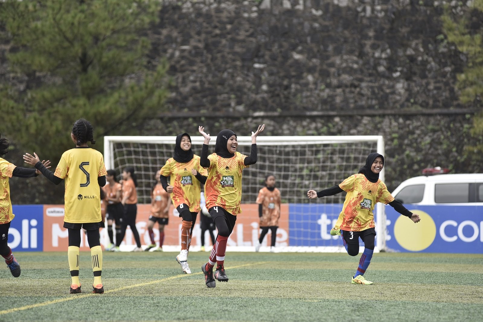 368 Siswi Beraksi di MilkLife Soccer Challenge – Jakarta Series 1 2024